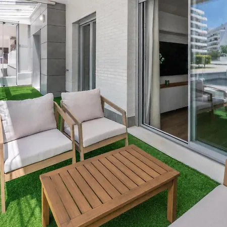 Golden Retreat At Puerto Banus Apartment
